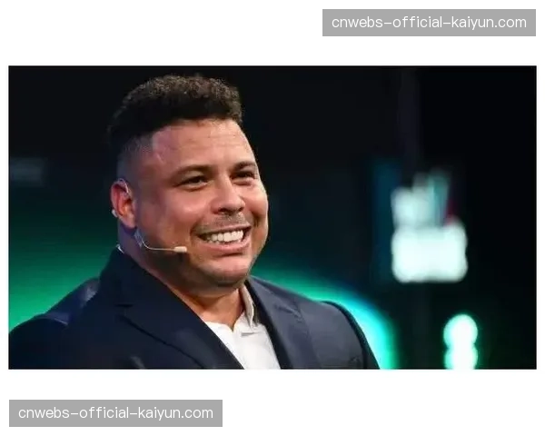 赛前发布会,西蒙尼强调:“现代足球没有纯粹的防守体系,只有动态的应对。” 赛前发布会,西蒙尼强调:“现代足球没有纯粹的防守体系,只有动态的应对。”